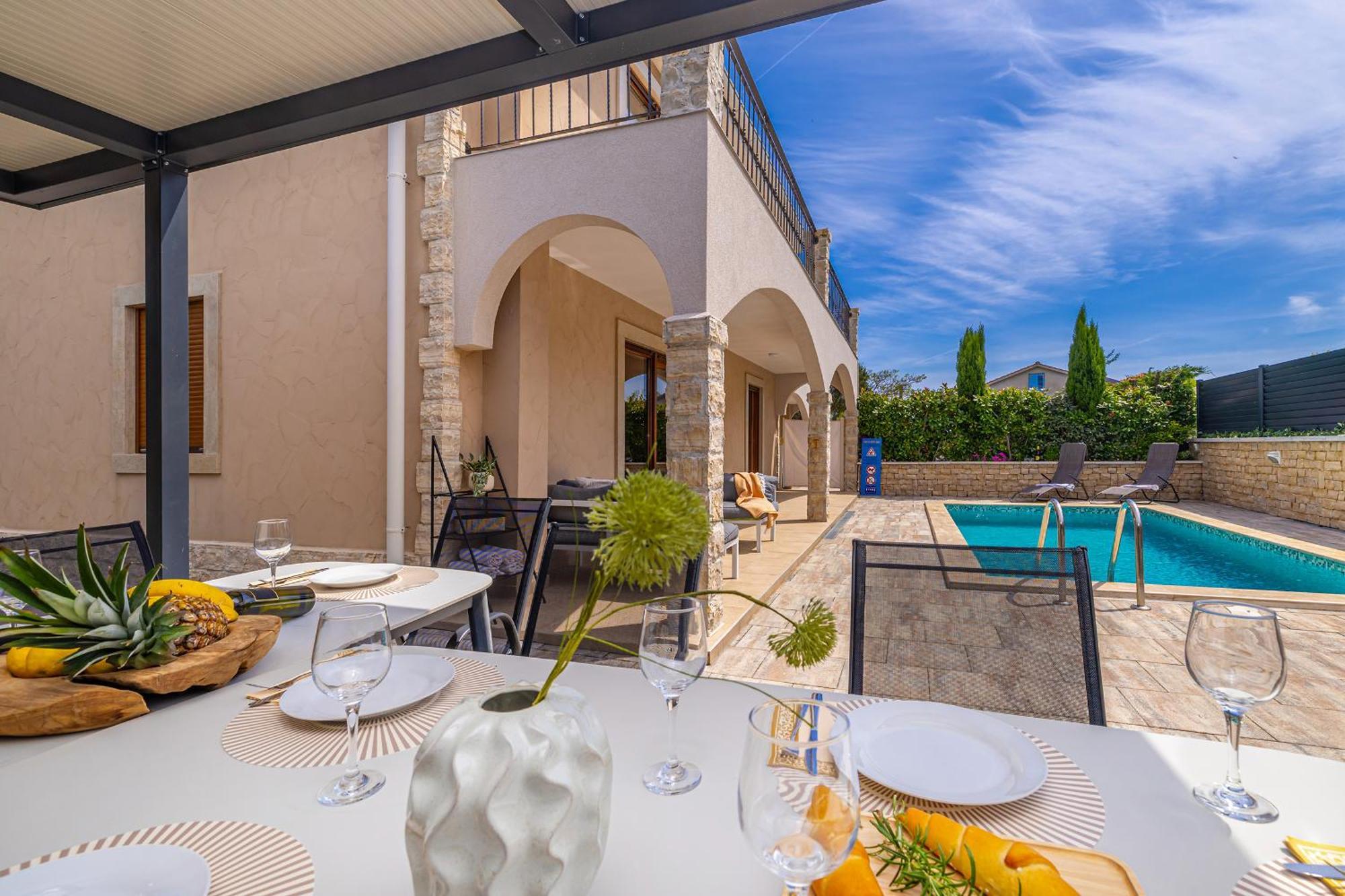 Linardići Villa Dijana West מראה חיצוני תמונה